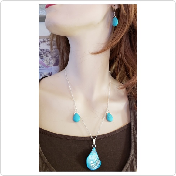 Handcrafted MagnesiteTurquoise Earrings and Abalone Shell Pendant Necklace - Picture 3 of 8